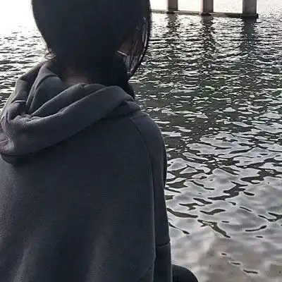 学生时期也该明白的文案 学生时期也该明白的文案