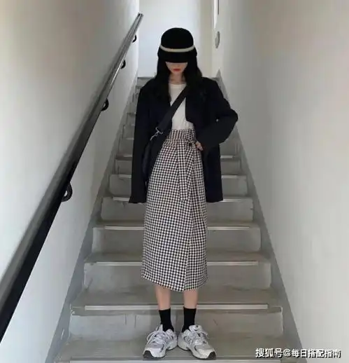  春夏季穿黑色西装太沉闷掌握这几种穿搭思路,穿出它的高级感