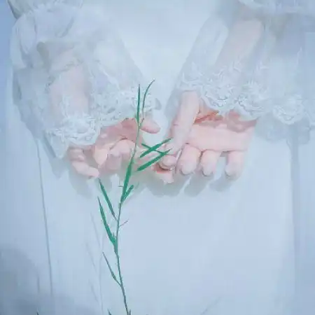  小清新部位女头森系,穿白纱裙的仙女