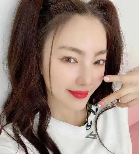 张雨绮自曝遭遇泥石流,发文感谢救援人员,现场图片首曝光 张雨绮自曝遭遇泥石流,发文感谢救援人员,现场图片首曝光