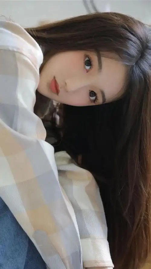  治愈系清纯女孩