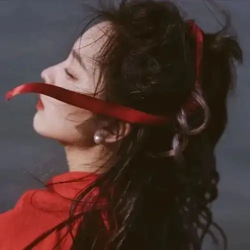  超惊艳红色系女生头像