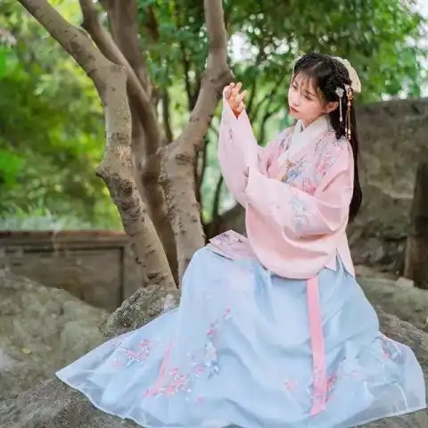  三月初三我们的中国华服日
