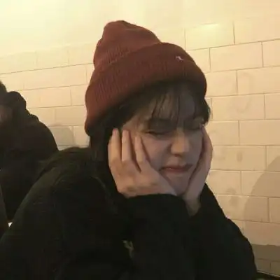 女生头像ins韩系穿出好