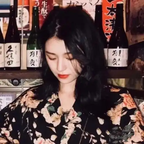 女生头像港风韩风,一眼万年 女生头像港风韩风,一眼万年