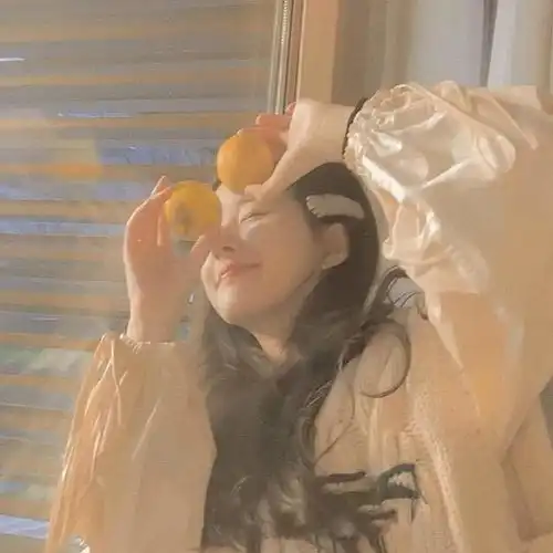 文案呀女孩,你可以是自己想成为的任何样子 文案呀女孩,你可以是自己想成为的任何样子