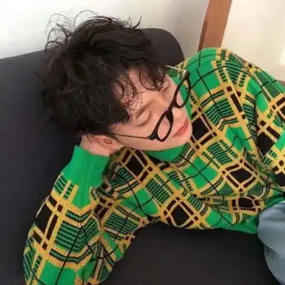 qq头像男生阳光侧脸治愈系积极向上阳光男生头像 qq头像男生阳光侧脸治愈系积极向上阳光男生头像