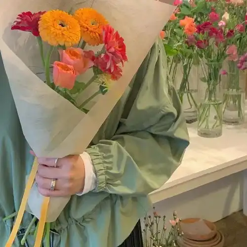 仙气森系女生头像绿色安静淡然的意境绿色头像女 仙气森系女生头像绿色安静淡然的意境绿色头像女