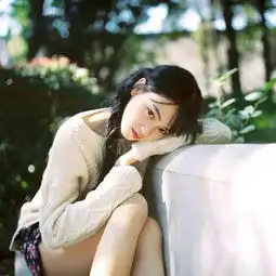  时光偷走了谁的青春伤感图片