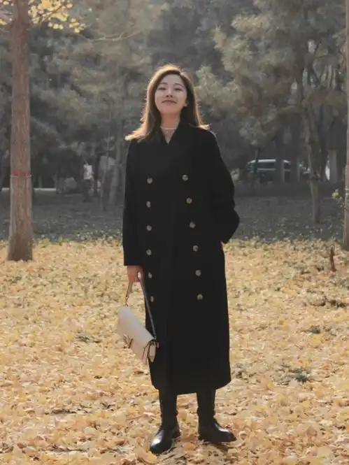 有质感的学院风怎么穿红蓝格纹西装配同色系贝雷帽,精致可爱 有质感的学院风怎么穿红蓝格纹西装配同色系贝雷帽,精致可爱