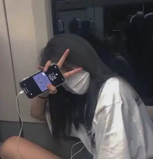  人变心的时候根本不会刹车女头
