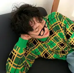  头像丨时间如流水,一路向前莫负