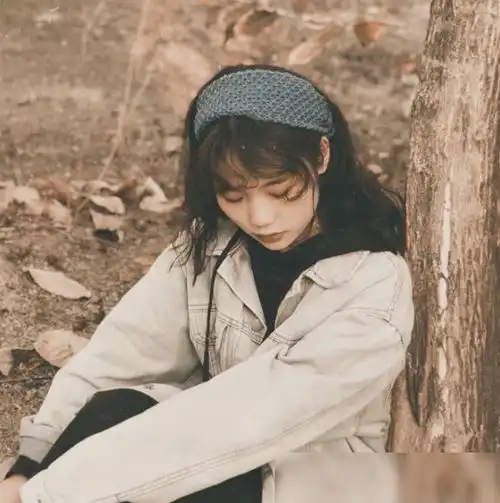  森系小仙女ins女生头像月亮不睡我不睡,我是人间小美味