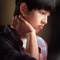 宋仲基头像图片高清2016最新版帅气的撩妹狂魔 宋仲基头像图片高清2016最新版帅气的撩妹狂魔