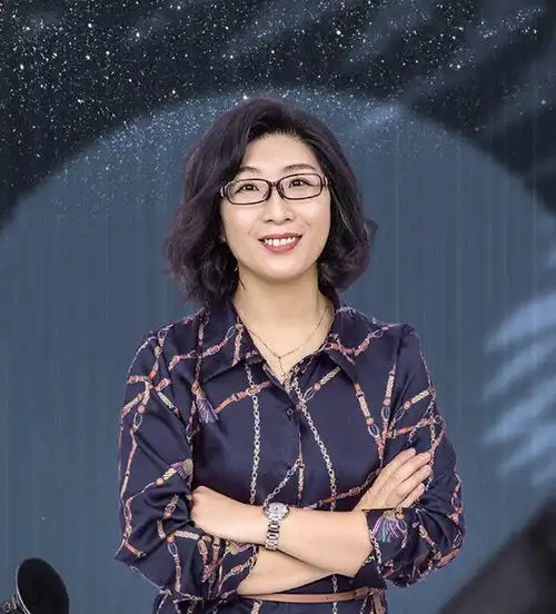  庄羽接受郭敬明迟到十五年的道歉,高手反杀,建议成立反剽窃基金